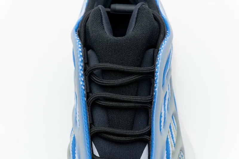  Adidas Yeezy Boost 700 V3 Azareth Basf Boost Blue G54850