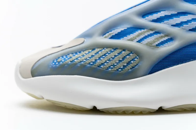  Adidas Yeezy Boost 700 V3 Azareth Basf Boost Blue G54850