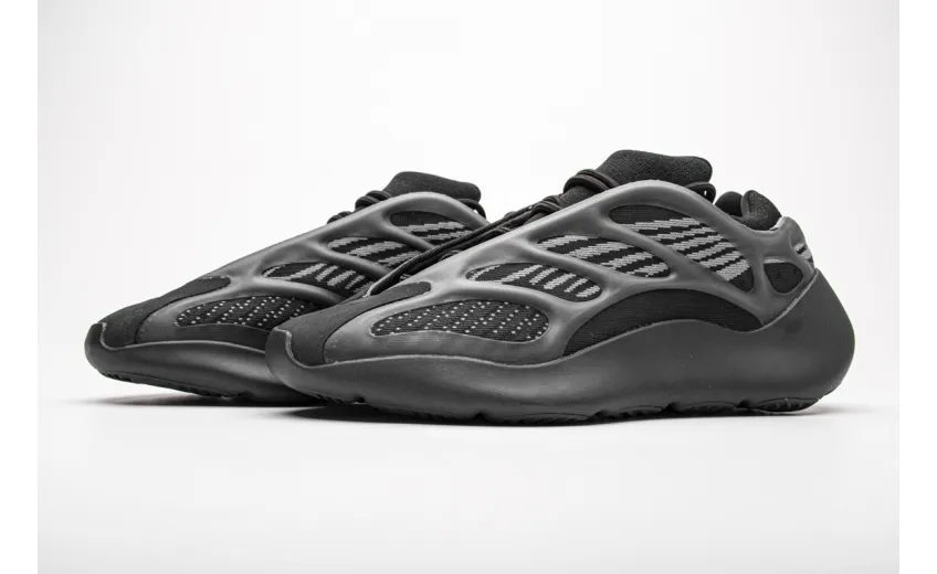  Adidas Yeezy 700 V3 “Alvah”Basf Boost Black H67799