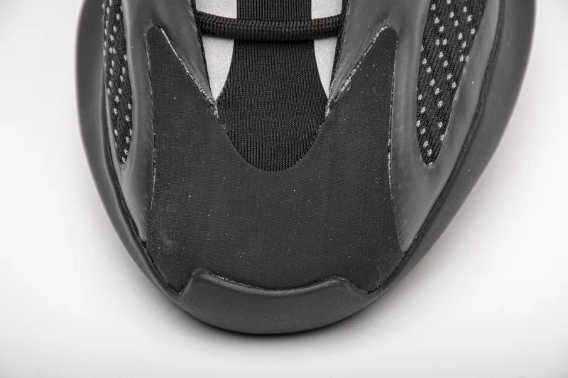  Adidas Yeezy 700 V3 “Alvah”Basf Boost Black H67799