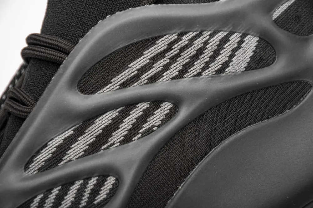  Adidas Yeezy 700 V3 “Alvah”Basf Boost Black H67799
