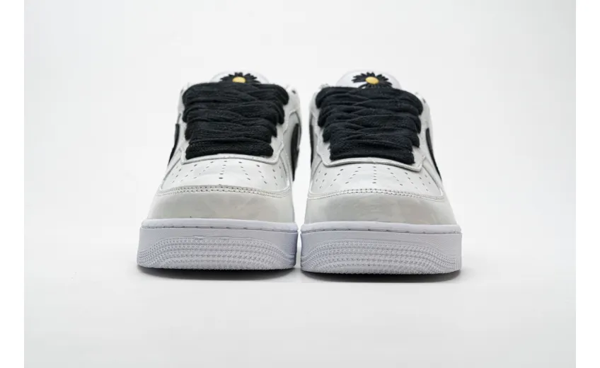  PEACEMINUSONE x Nike Air Force 1 “Para-Noise 2.0” White DD3223-100