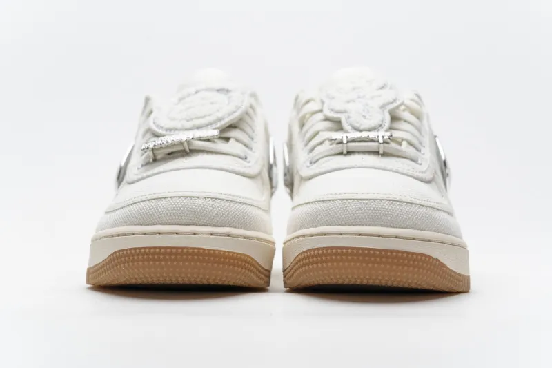  Travis Scott x Nike Air Force 1“Sail” Cream AQ4211-101