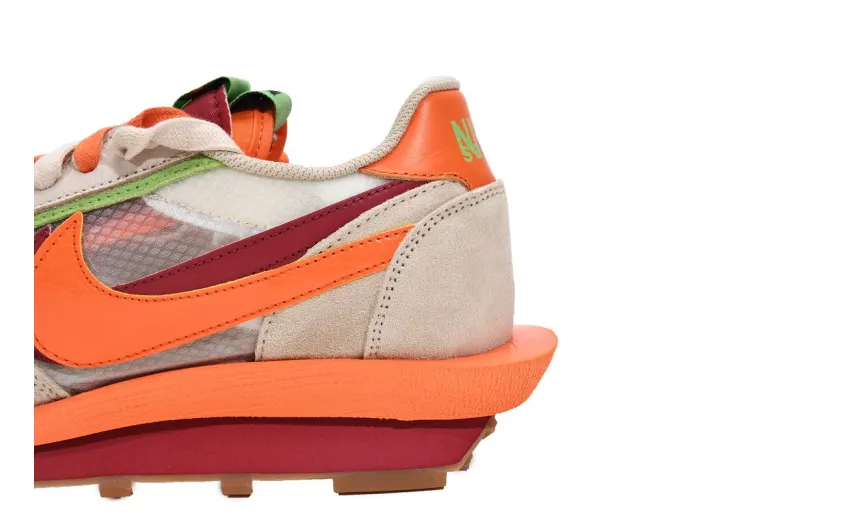  CLOT x sacai x Nike LDWaffle Orange Blaze DH1347-100