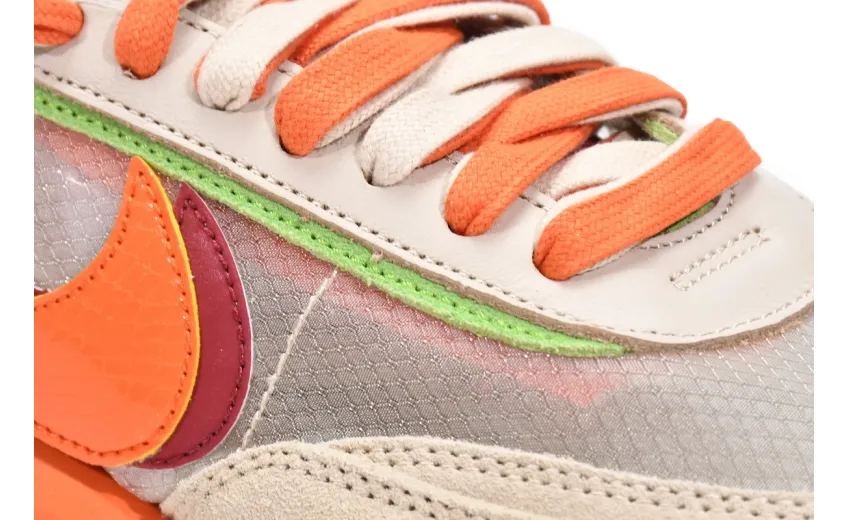  CLOT x sacai x Nike LDWaffle Orange Blaze DH1347-100