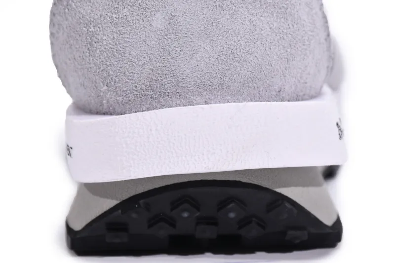  Fragment Design x sacai x Nike LDWaffle Light Smoke Grey DH2684-001