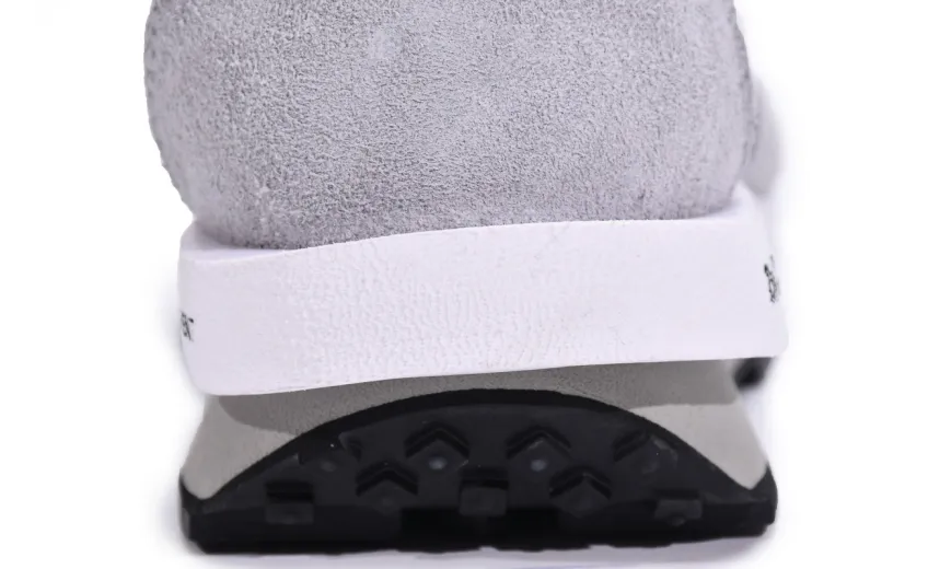  Fragment Design x sacai x Nike LDWaffle Light Smoke Grey DH2684-001