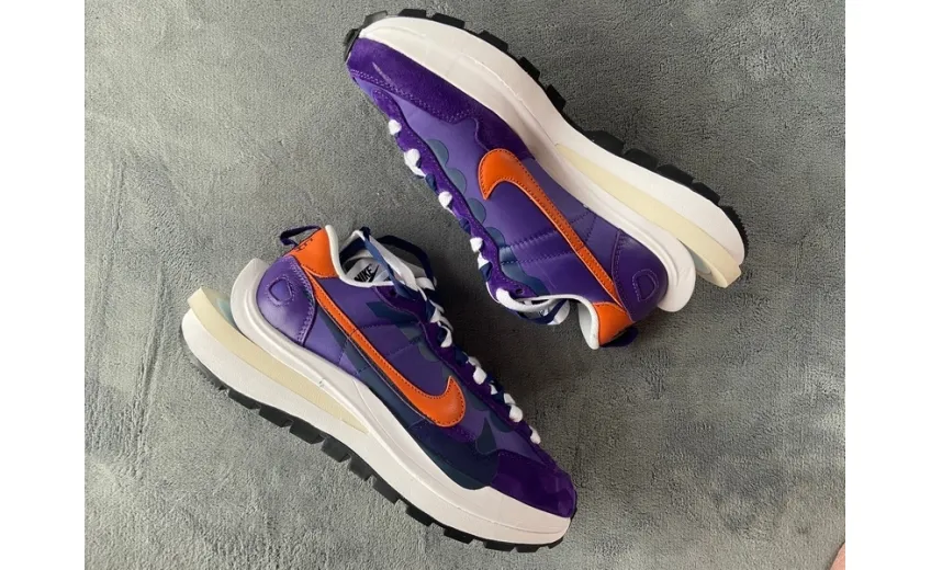  Sacai x Nike VaporWaffle Dark Iris DD1875-500