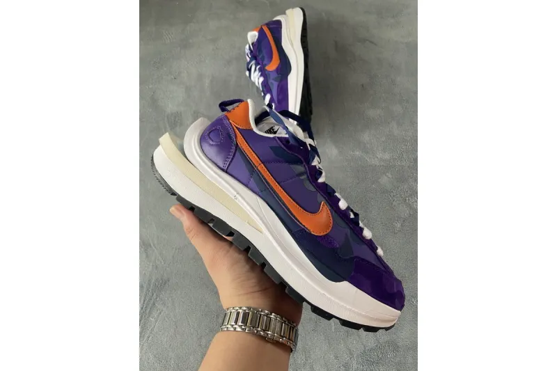  Sacai x Nike VaporWaffle Dark Iris DD1875-500