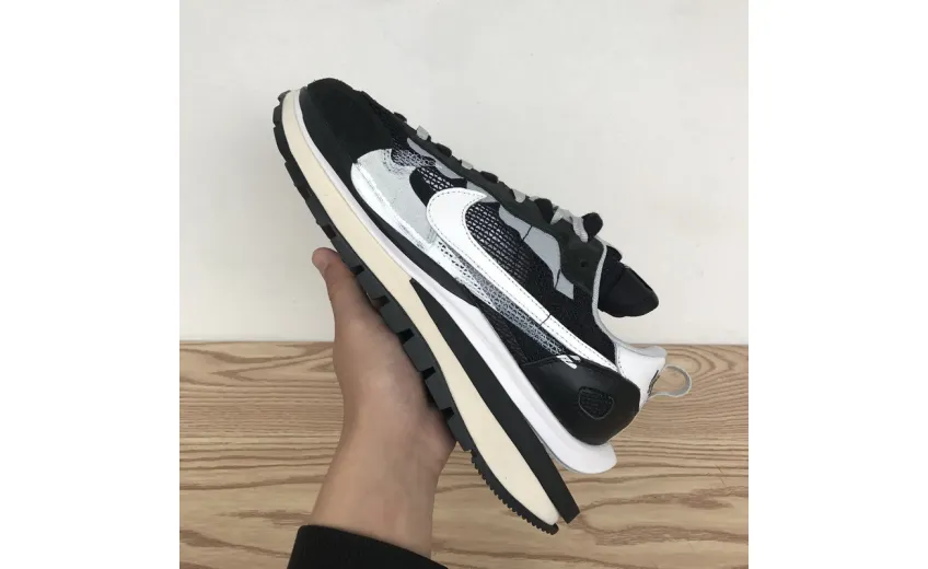  Sacai x Nike Pegasua Vaporfly Black White CI9928-001