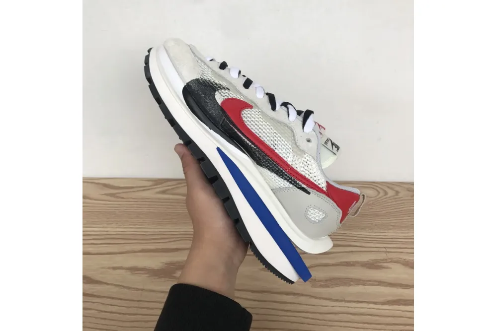  Sacai x Nike Pegasua Vaporfly Villain Grey Blue Red CV1363-100 
