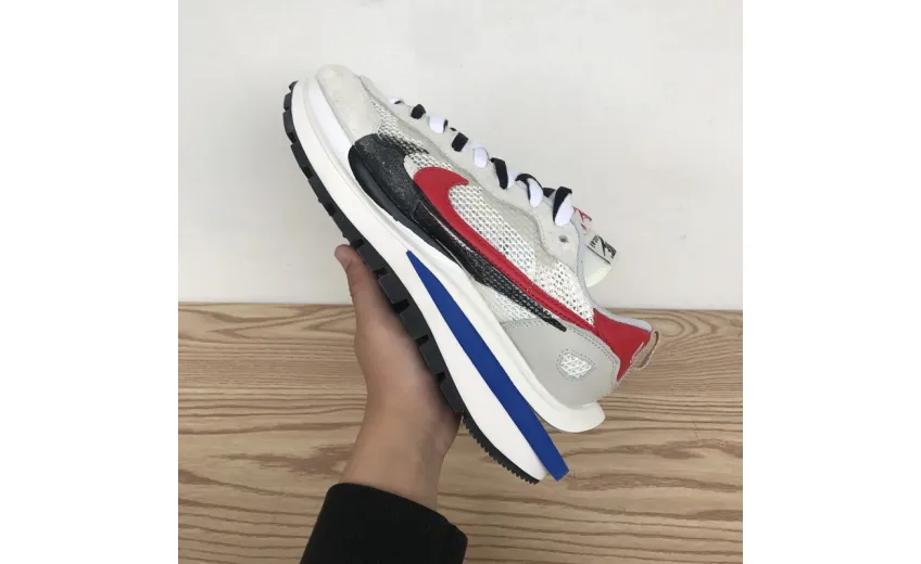  Sacai x Nike Pegasua Vaporfly Villain Grey Blue Red CV1363-100 