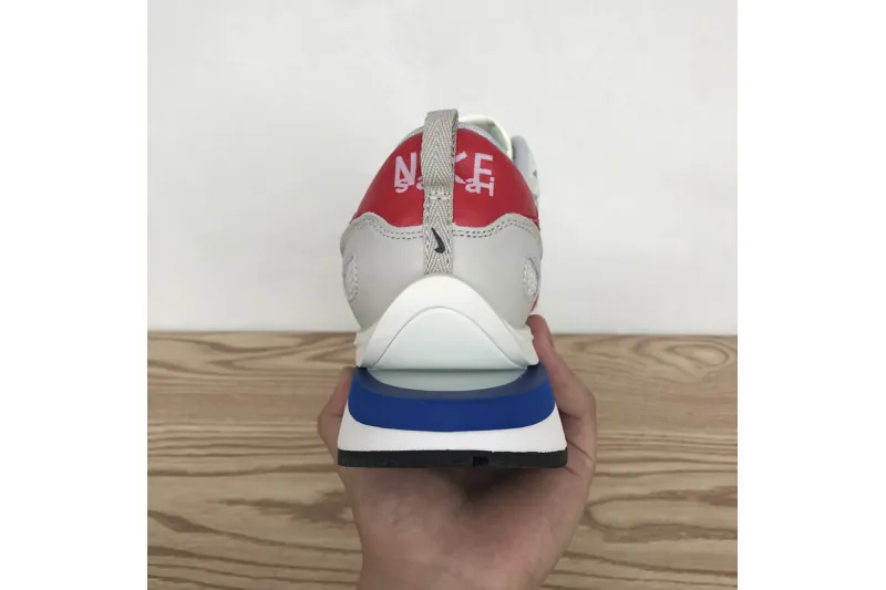  Sacai x Nike Pegasua Vaporfly Villain Grey Blue Red CV1363-100 