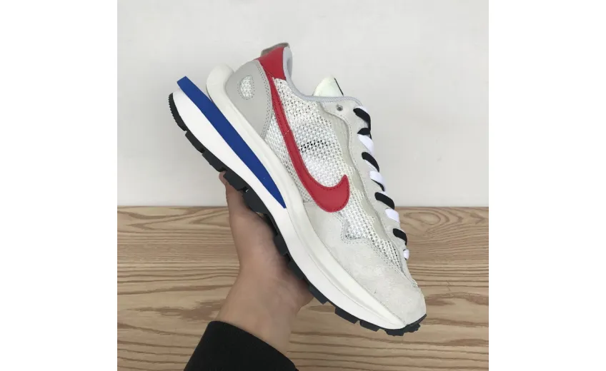  Sacai x Nike Pegasua Vaporfly Villain Grey Blue Red CV1363-100 