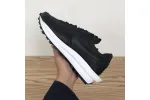  Sacai x Nike LDWaffle Black White BV0073-002