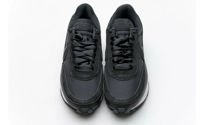  Sacai x Nike LDWaffle Black White BV0073-002