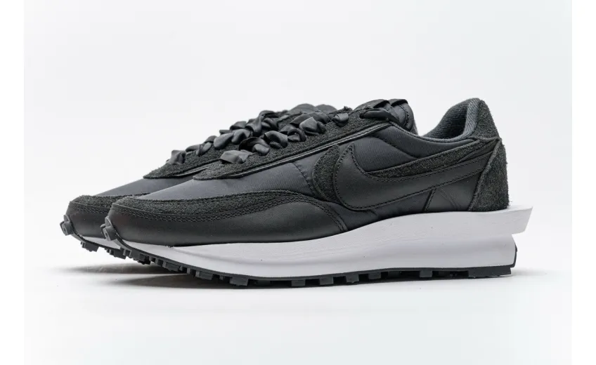  Sacai x Nike LDWaffle Black White BV0073-002