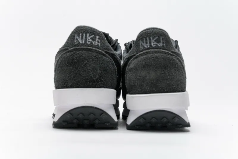  Sacai x Nike LDWaffle Black White BV0073-002