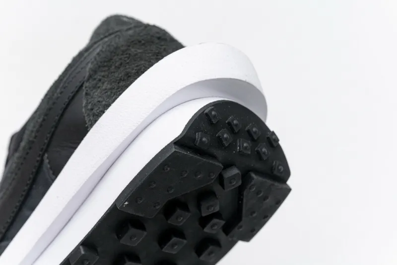  Sacai x Nike LDWaffle Black White BV0073-002