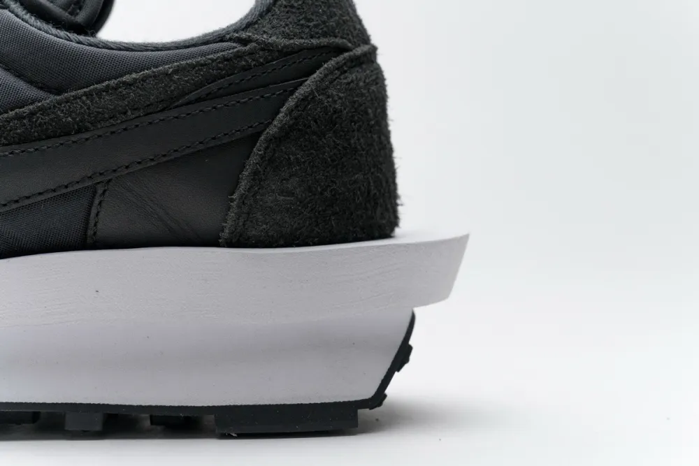  Sacai x Nike LDWaffle Black White BV0073-002