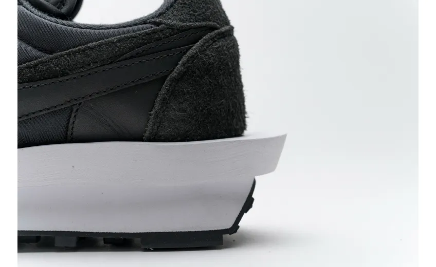  Sacai x Nike LDWaffle Black White BV0073-002