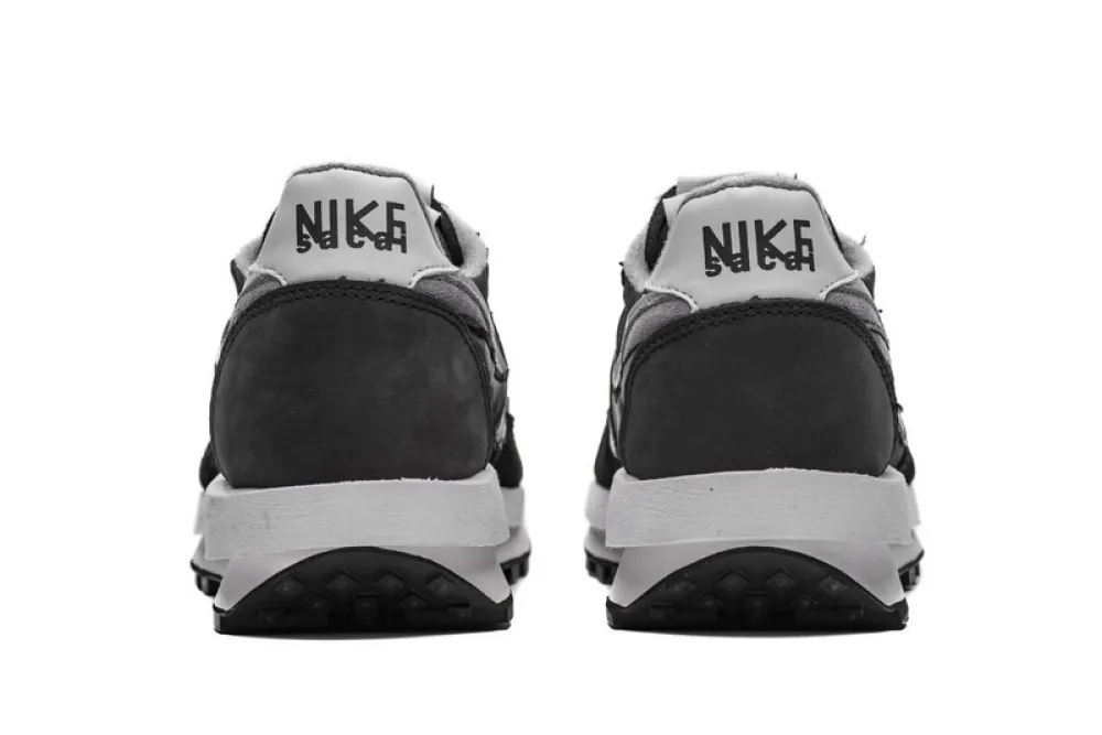  Sacai x Nike LDWaffle BlackWhite BV0073-001
