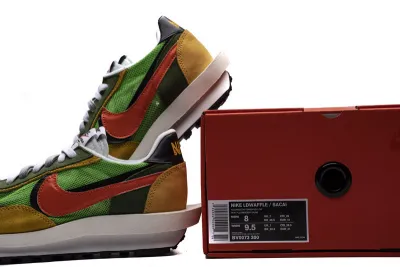  Sacai x Nike LDWaffle Green Gusto BV0073-300 02