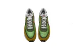  Sacai x Nike LDWaffle Green Gusto BV0073-300