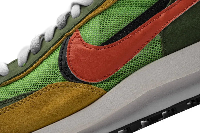  Sacai x Nike LDWaffle Green Gusto BV0073-300