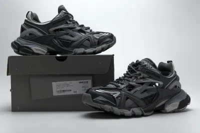  Balenciaga Track 2 Sneaker Medium Grey 570391 W2GN3 1285  01