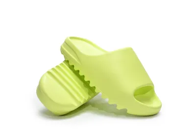  Adidas Yeezy Fluorescent Green GX6138  02