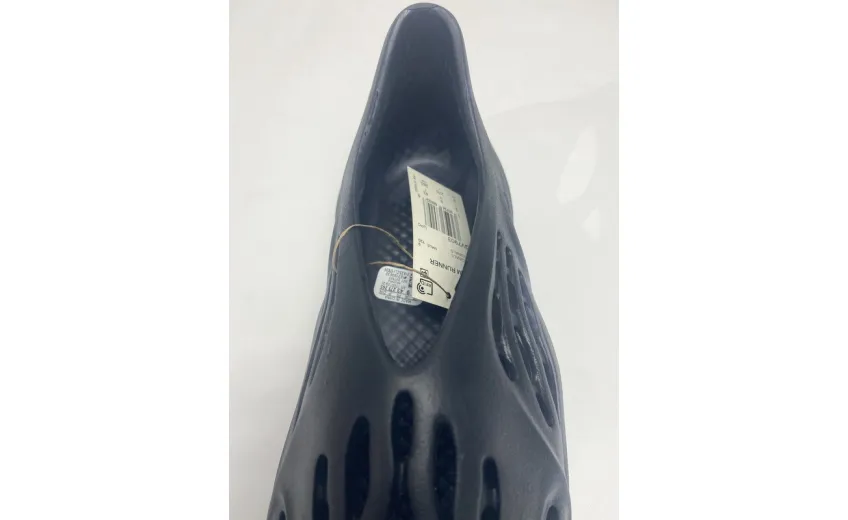  Adidas Yeezy Foam Runner Mineral Blue GV7903