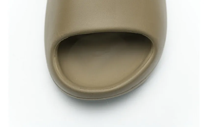  Adidas Yeezy Slide CORE Coffee FV8425 
