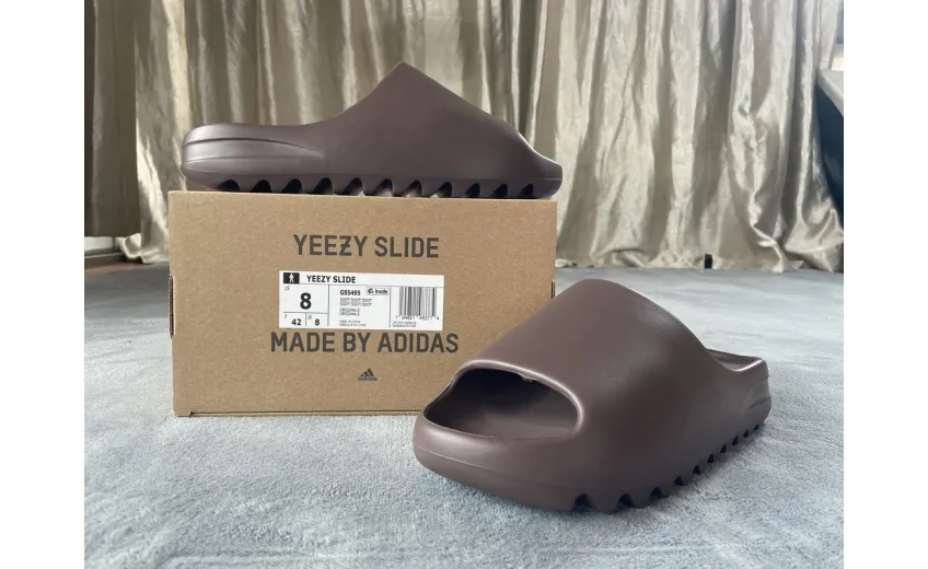  Adidas Yeezy Slide Soot Brown G55495 