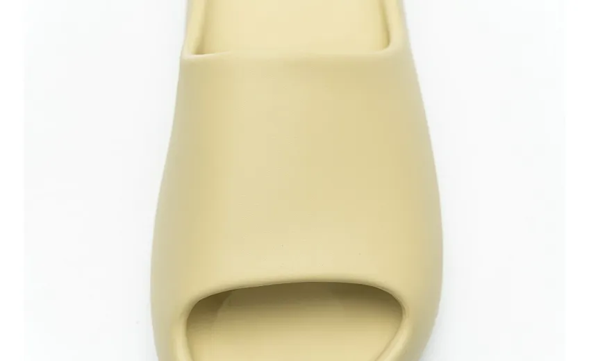  Adidas Yeezy Slide DESSAN FW6344