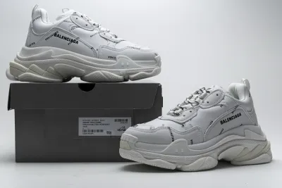  Balenciaga Triple S White 524039 W06E2 2021  01