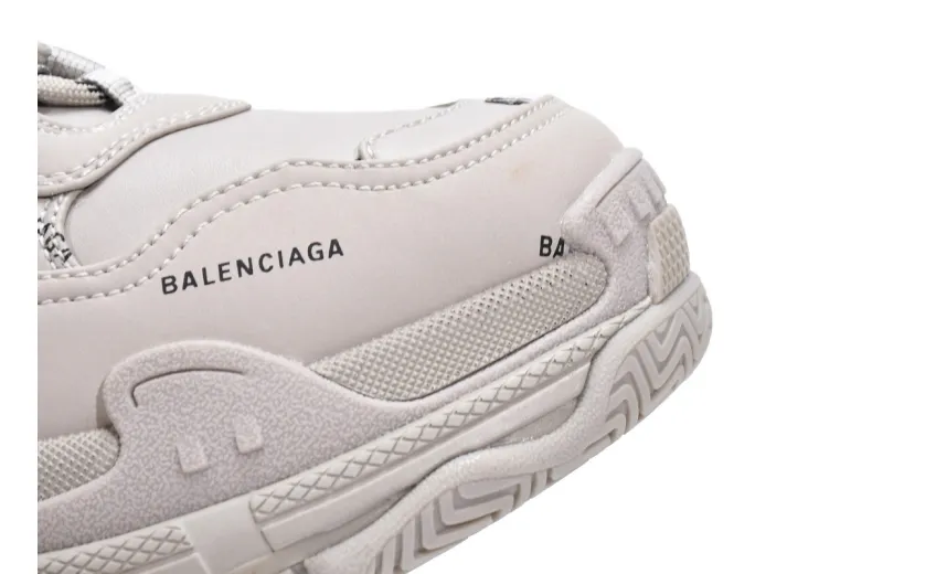  Balenciaga Triple S Letter Beige 524039 W2FA1 9710