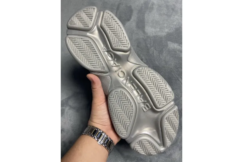  Balenciaga Triple S Light Gray Silver 536737 W2FS2 8100