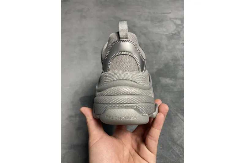  Balenciaga Triple S Light Gray Silver 536737 W2FS2 8100