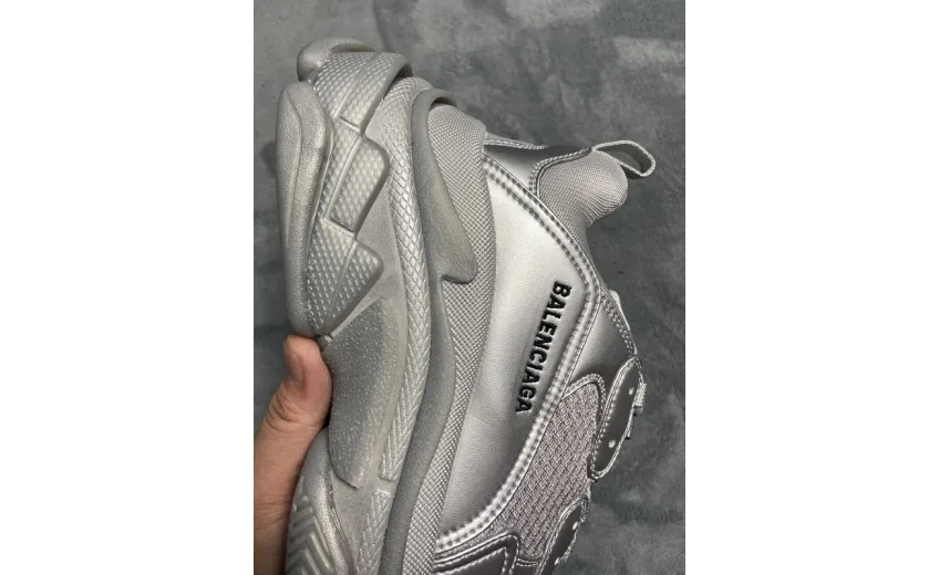  Balenciaga Triple S Light Gray Silver 536737 W2FS2 8100