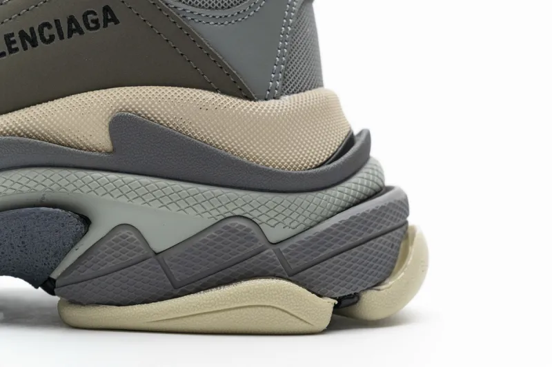  Balenciaga Triple S Grey 483513 W06E1 1259