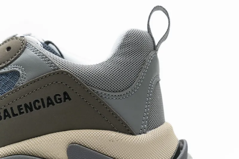  Balenciaga Triple S Grey 483513 W06E1 1259