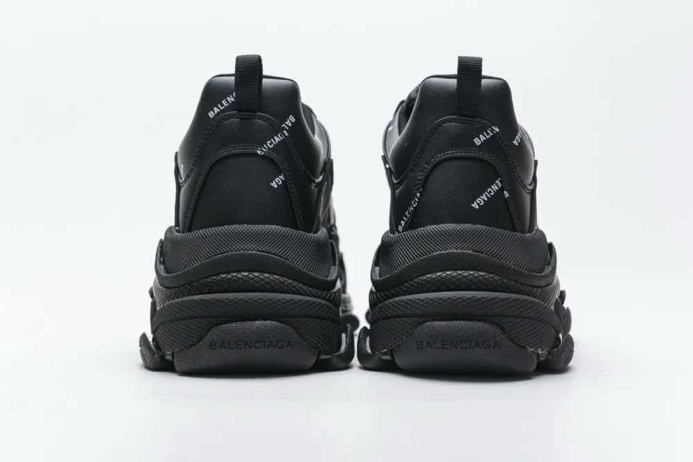  Balenciaga Triple S Black 524039 W06E2 2020
