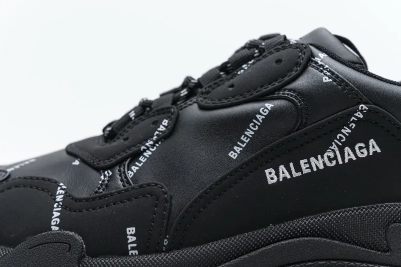  Balenciaga Triple S Black 524039 W06E2 2020