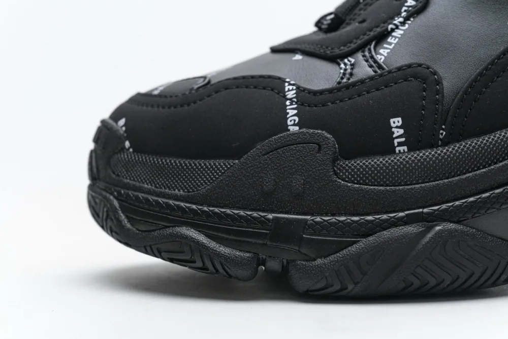  Balenciaga Triple S Black 524039 W06E2 2020