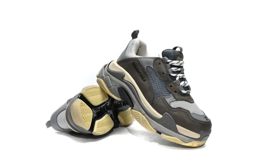  Balenciaga Triple S Grey 536737 W0901 1259 