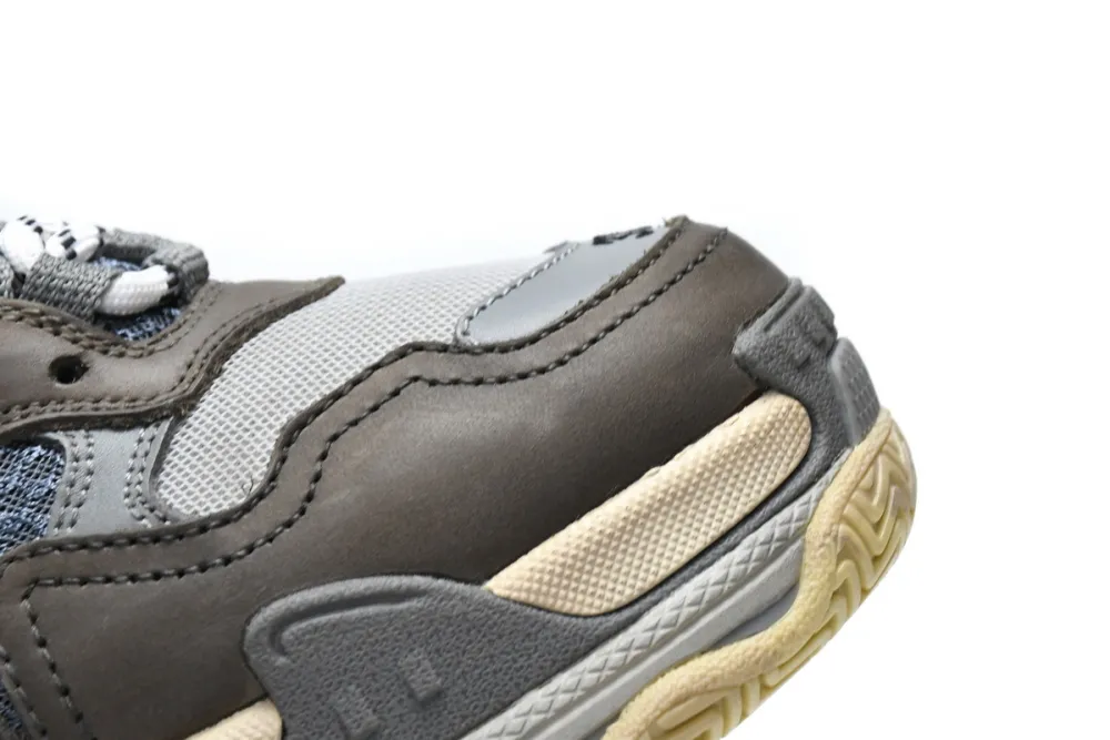  Balenciaga Triple S Grey 536737 W0901 1259 