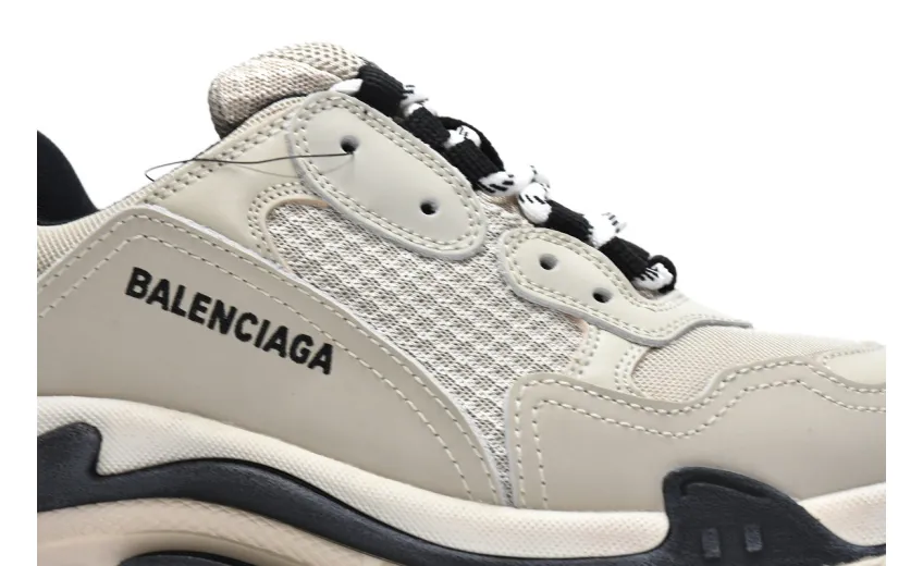  Balenciaga Triple S Vanilla Color 536737 W09O6 9787