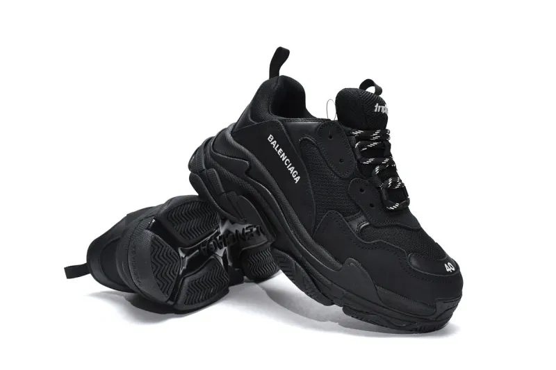  Balenciaga Triple S Black 541624 W0901 1000