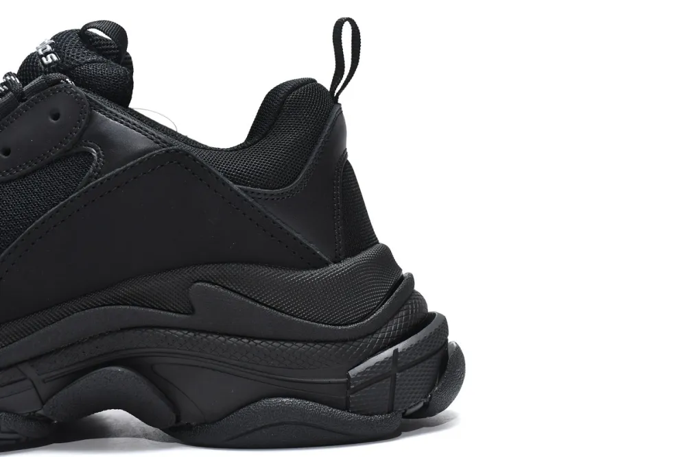  Balenciaga Triple S Black 541624 W0901 1000